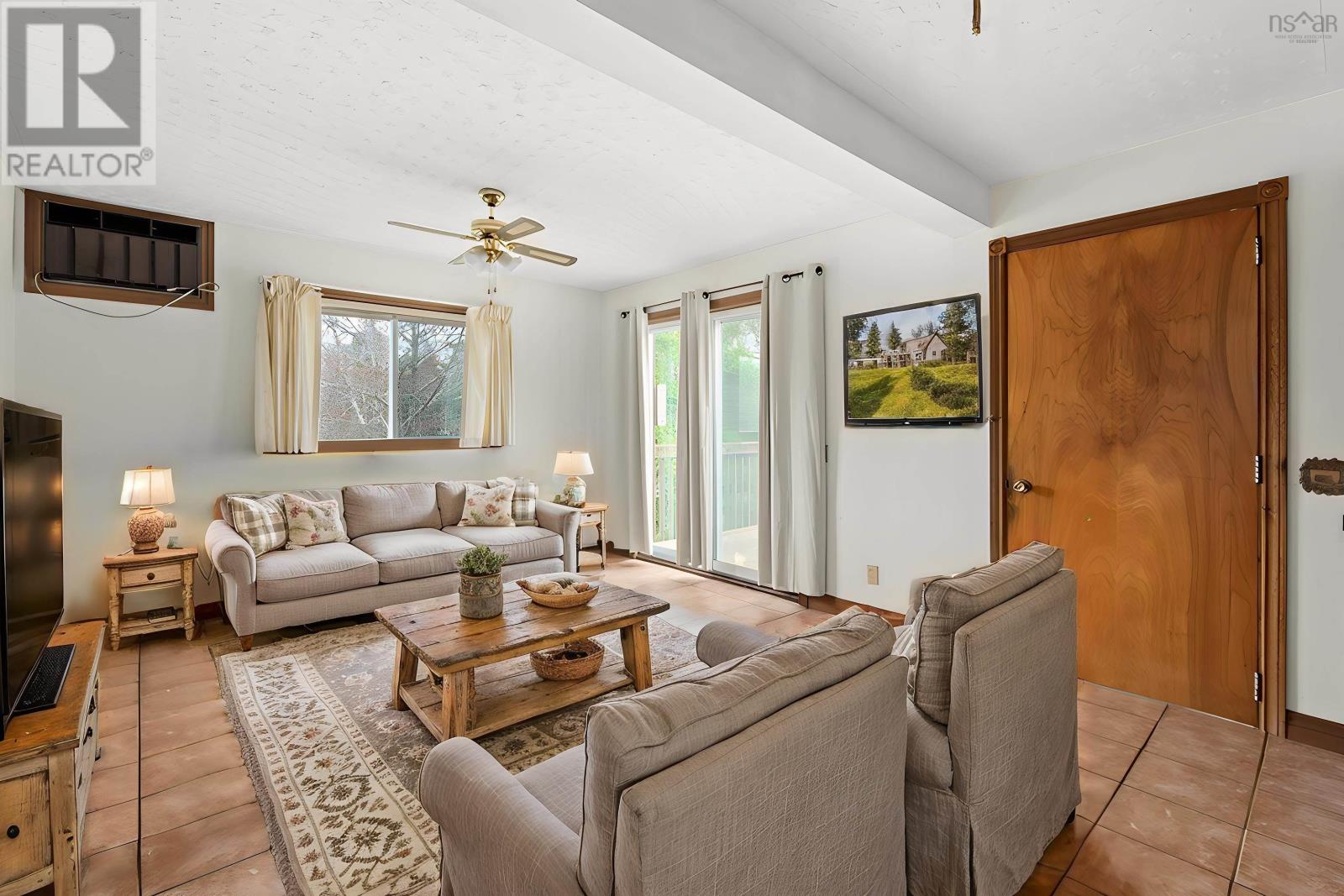 2395 St. Margarets Bay Road - 15
