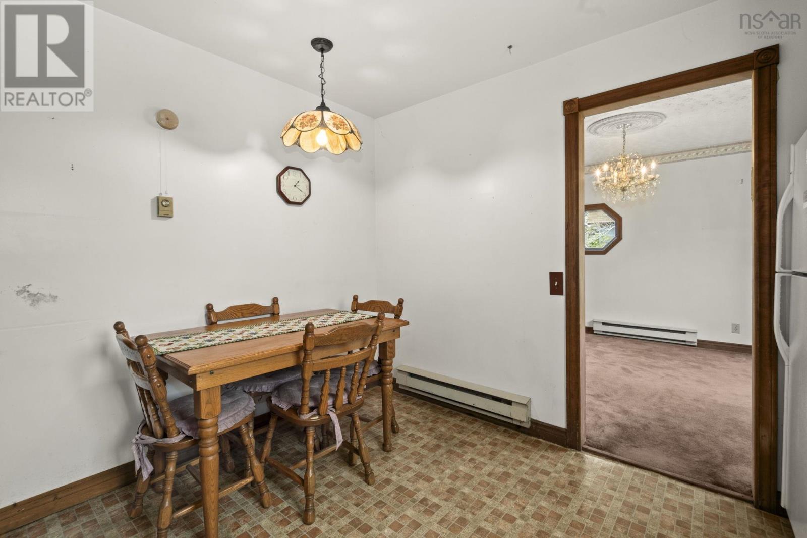 2395 St. Margarets Bay Road - 14