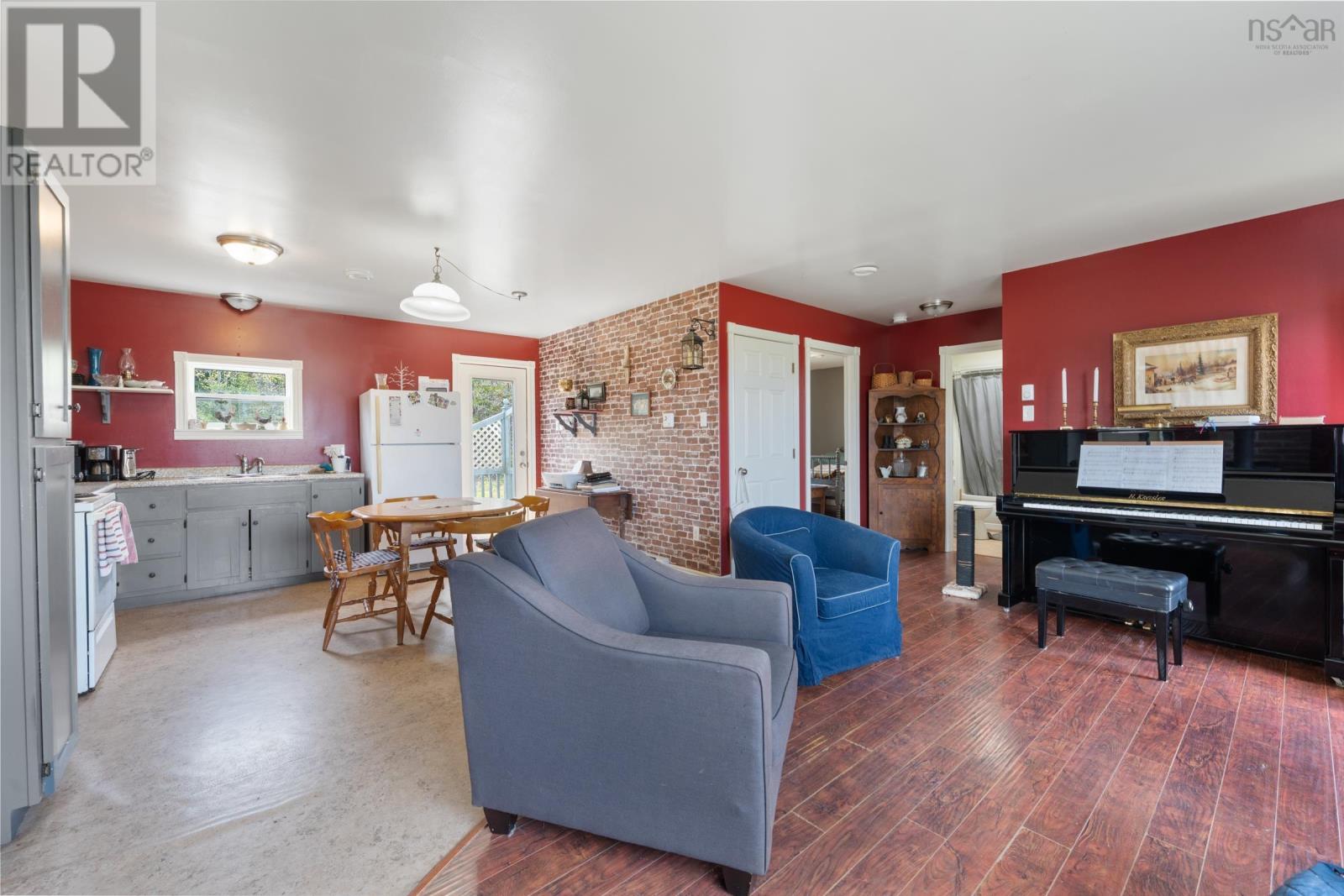28 Longley Mountain Road - 8