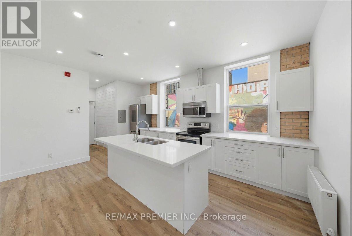 184 KING STREET E - 12