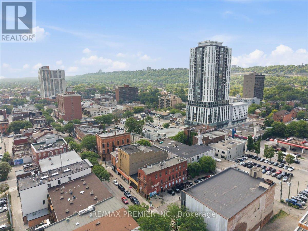 184 KING STREET E - 28