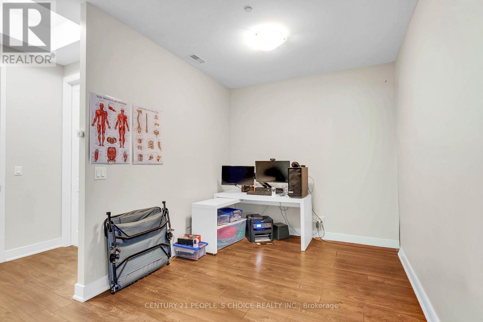 #514 150 MAIN STREET W - 15