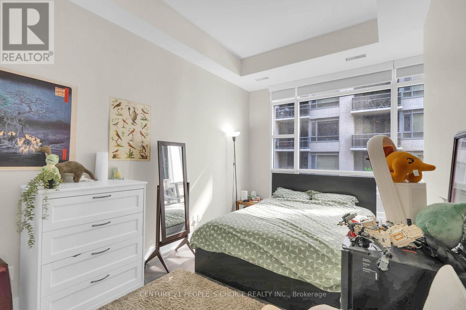 #514 150 MAIN STREET W - 17