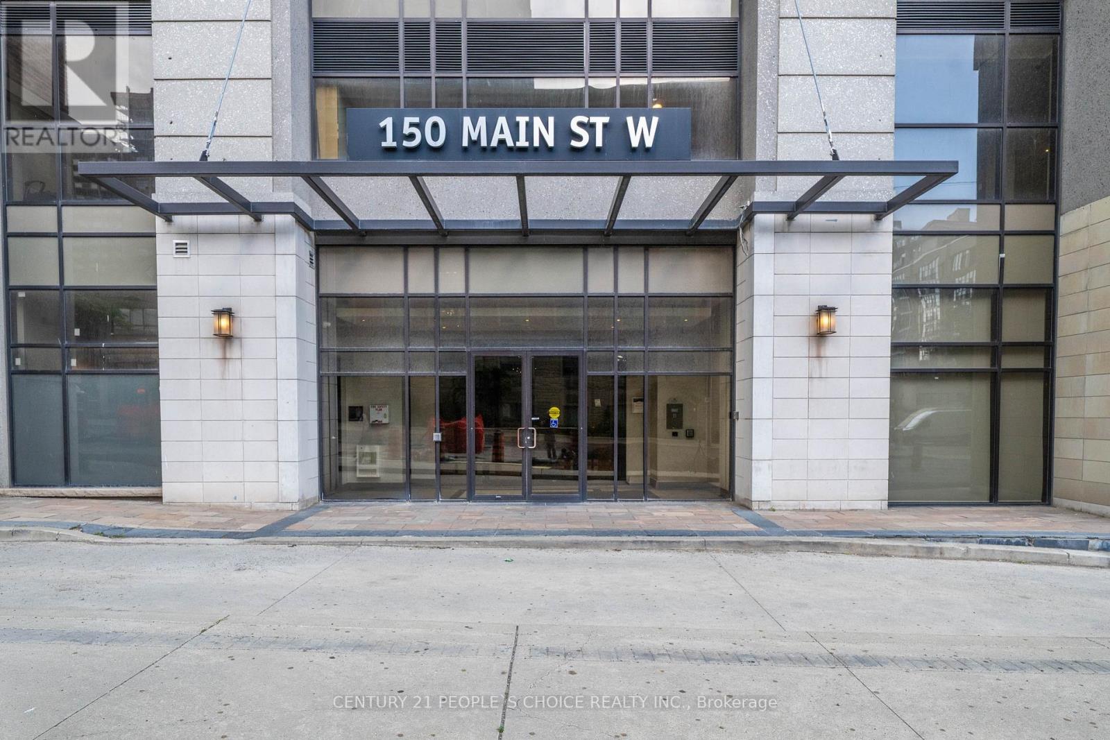 #514 150 MAIN STREET W - 4
