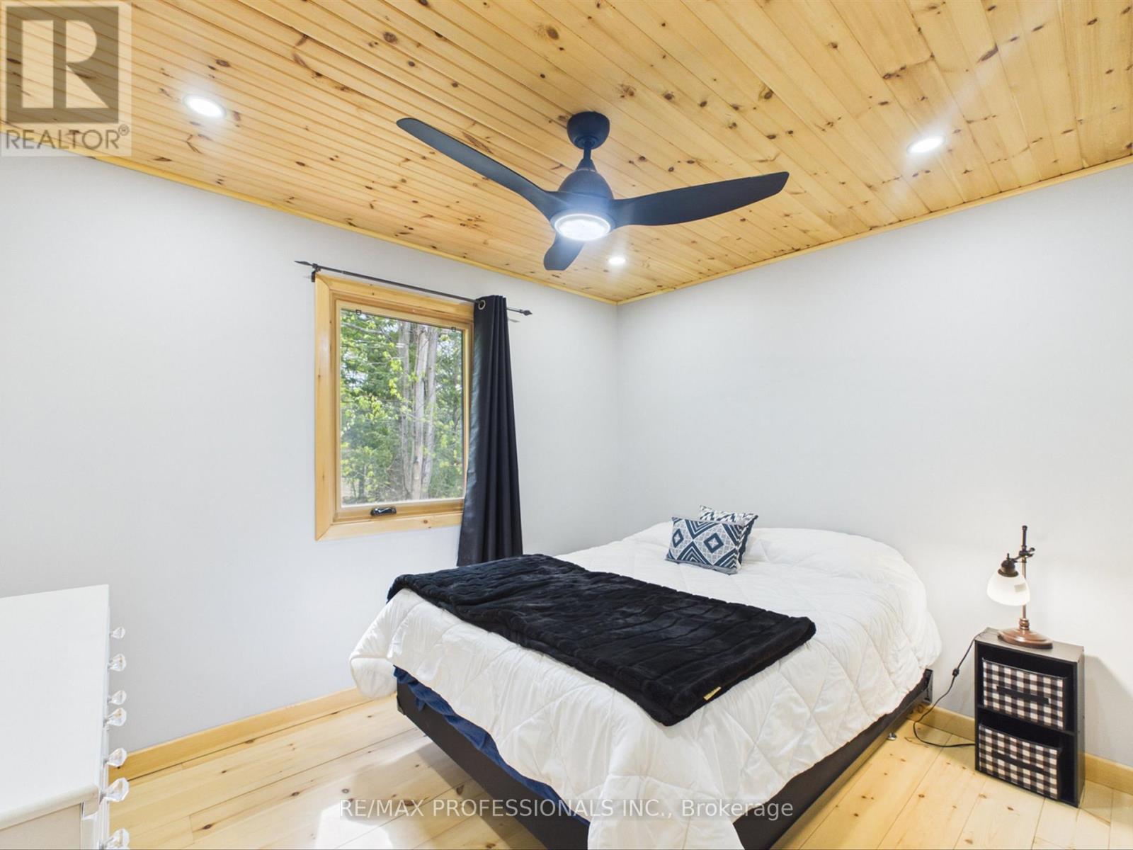 1048 BAGLEY ROAD - 22