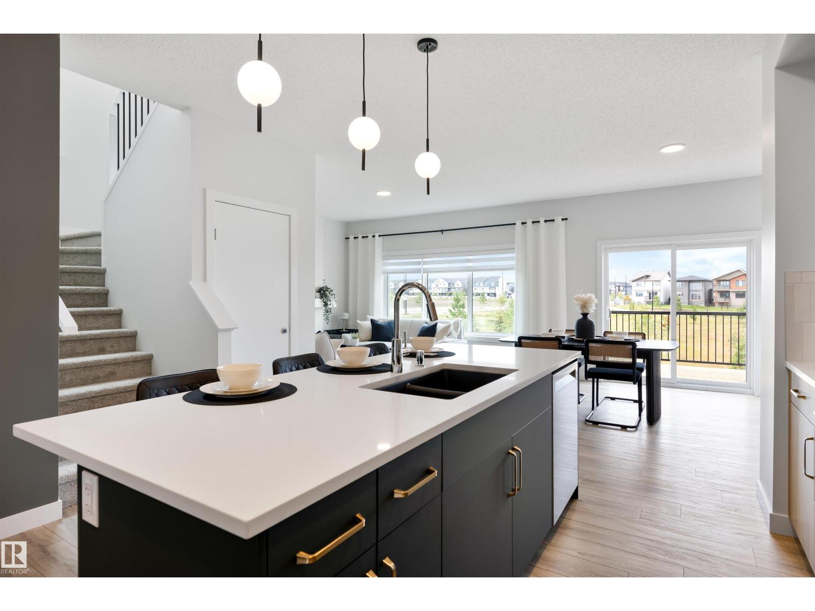 784 Bank DR - 14