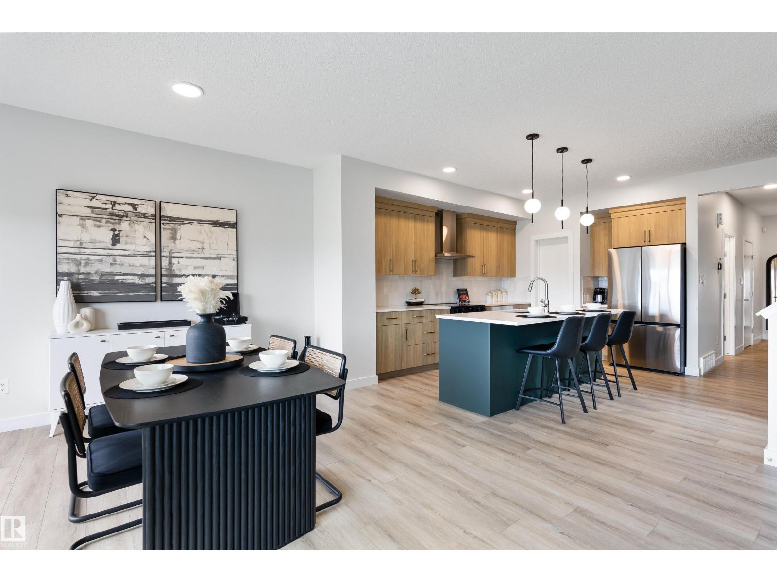 784 Bank DR - 16