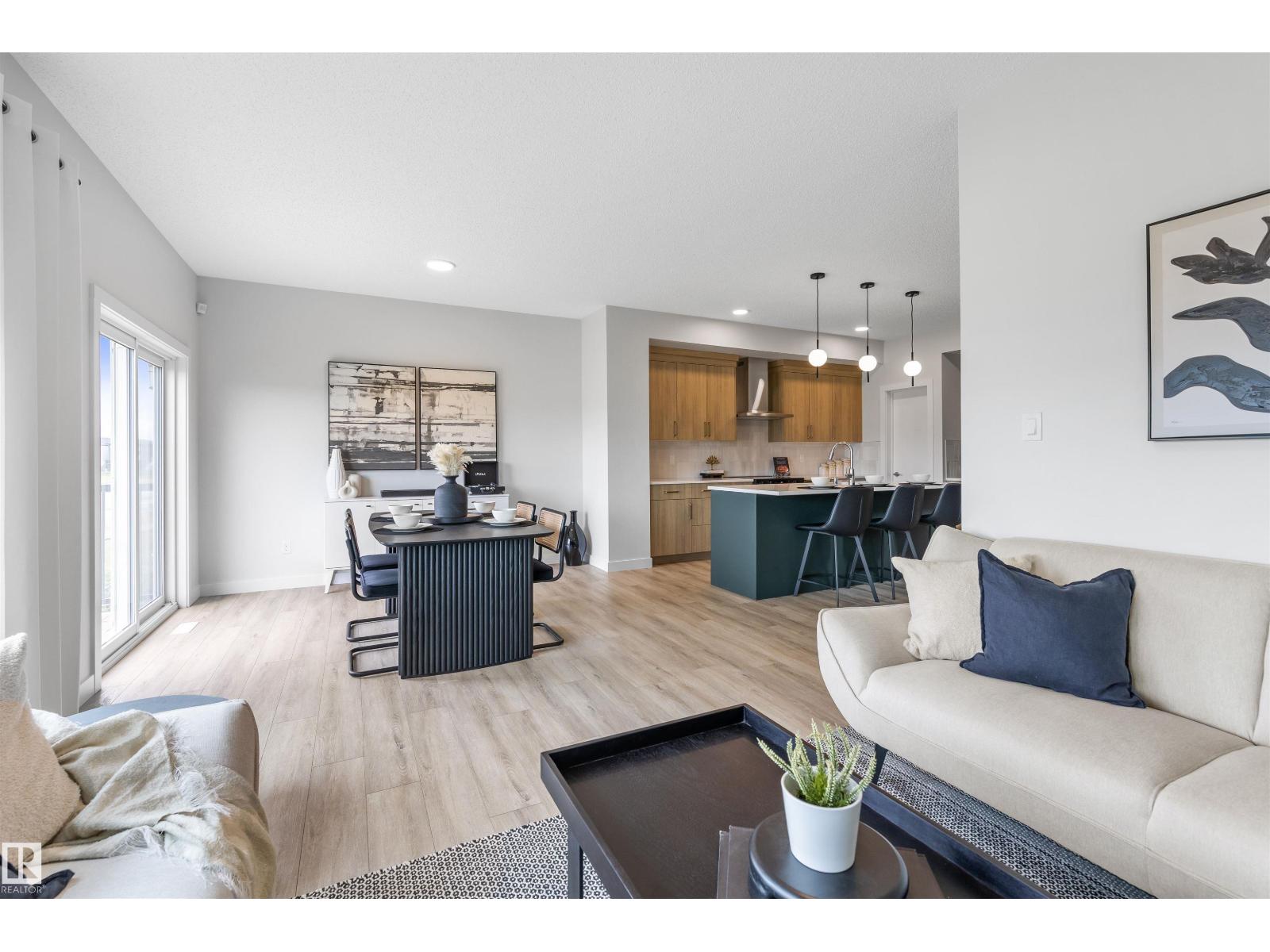 784 Bank DR - 23