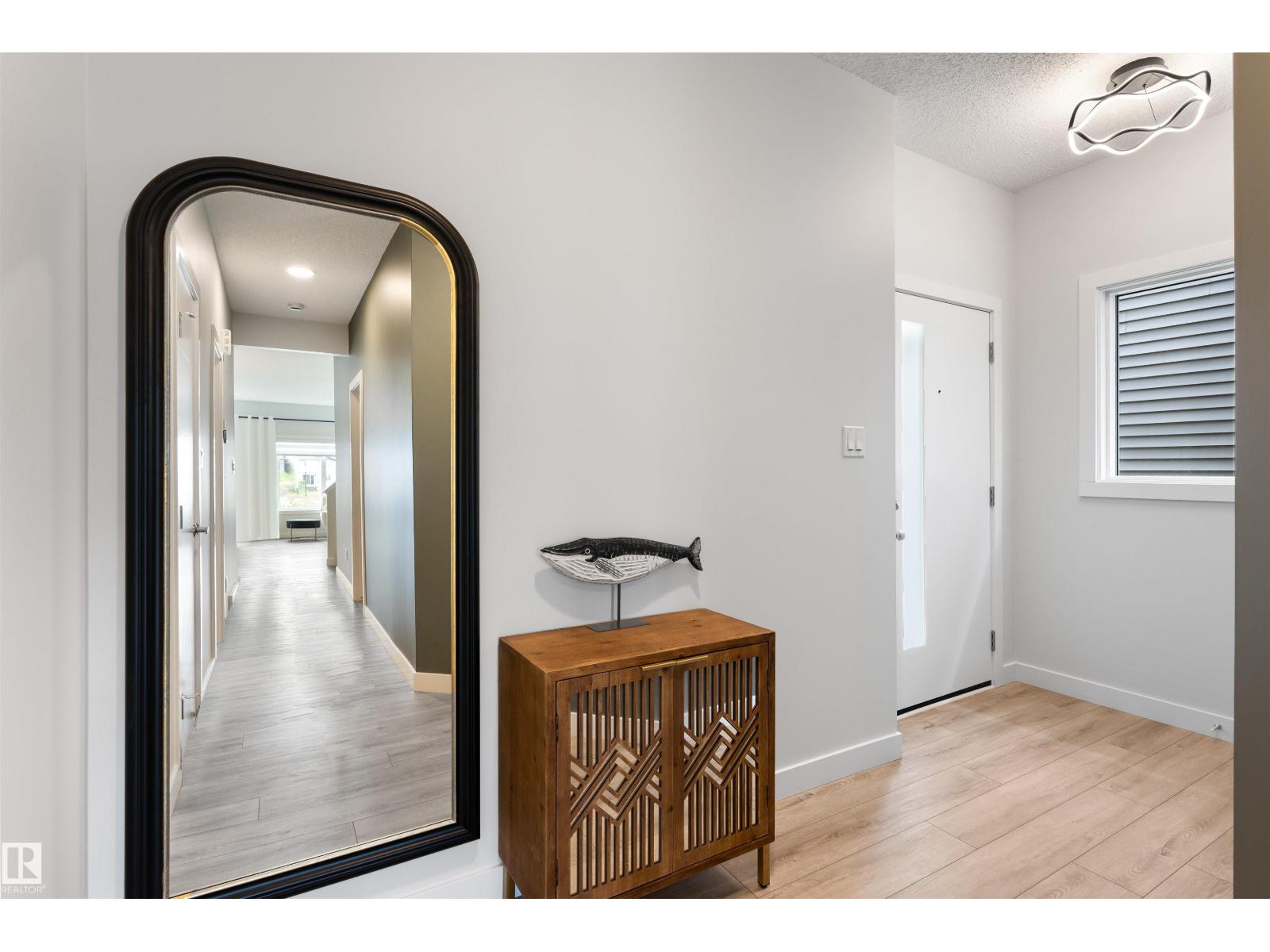 784 Bank DR - 32
