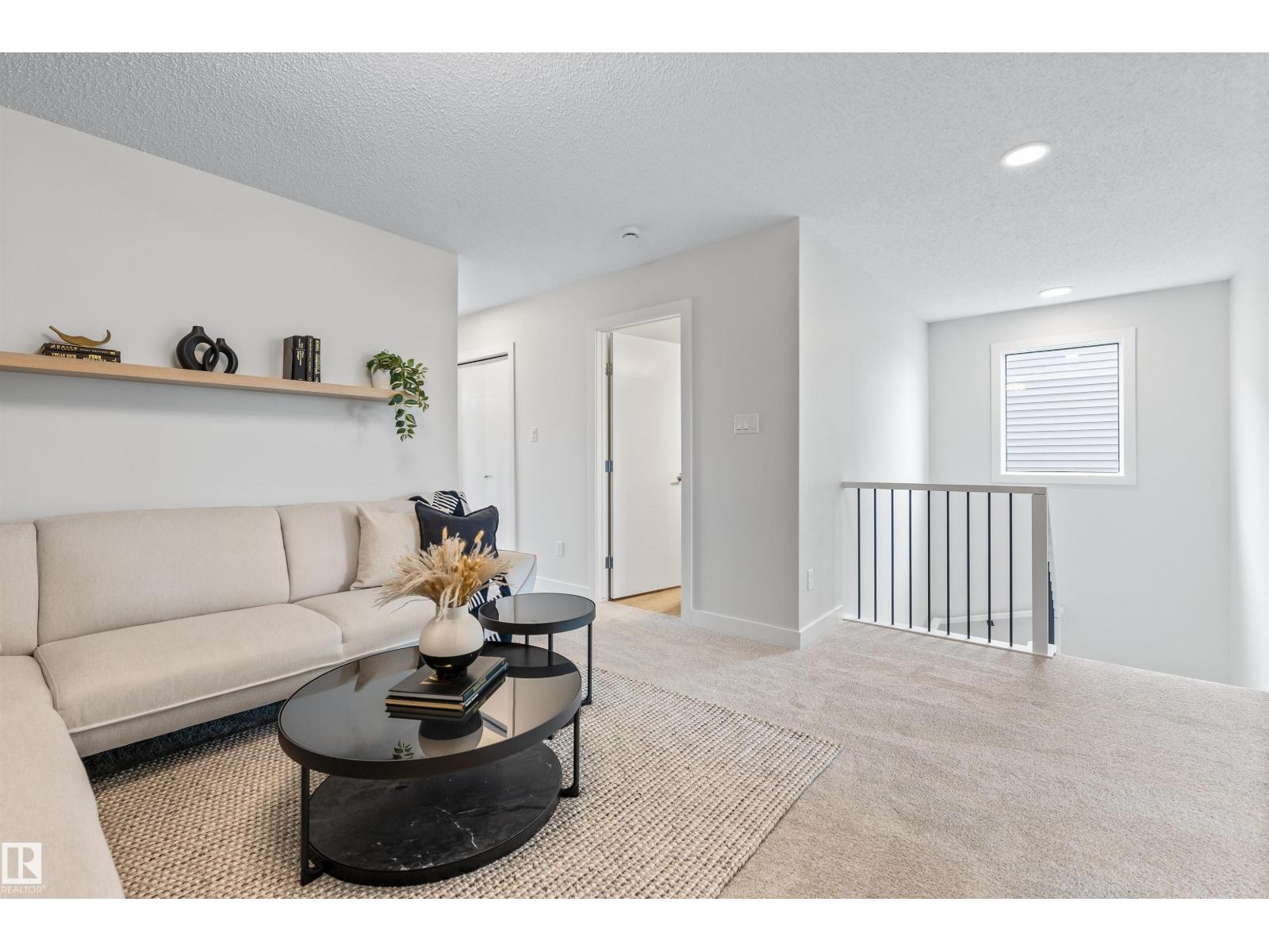 784 Bank DR - 44