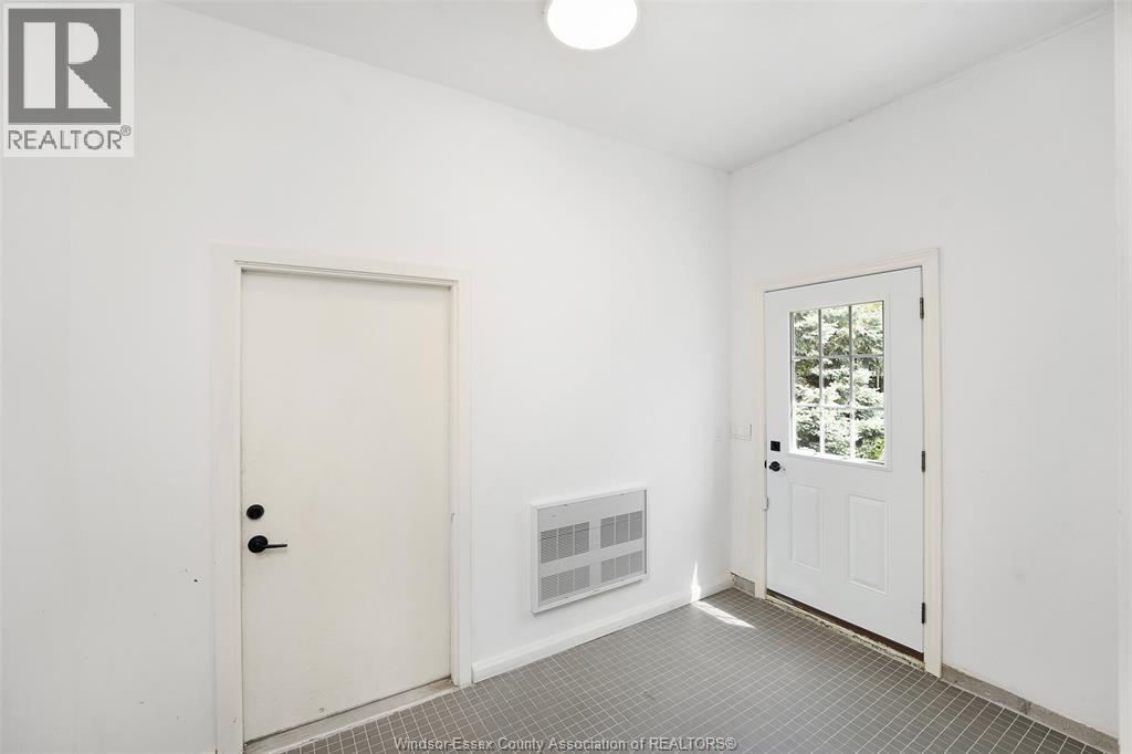 255 FORT STREET - 23