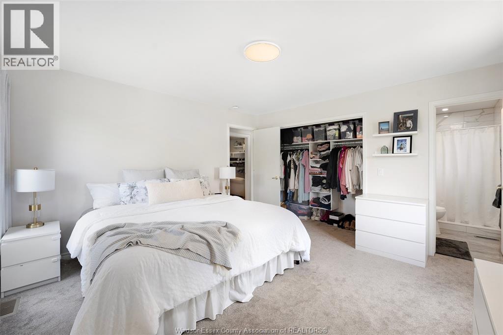 255 FORT STREET - 19