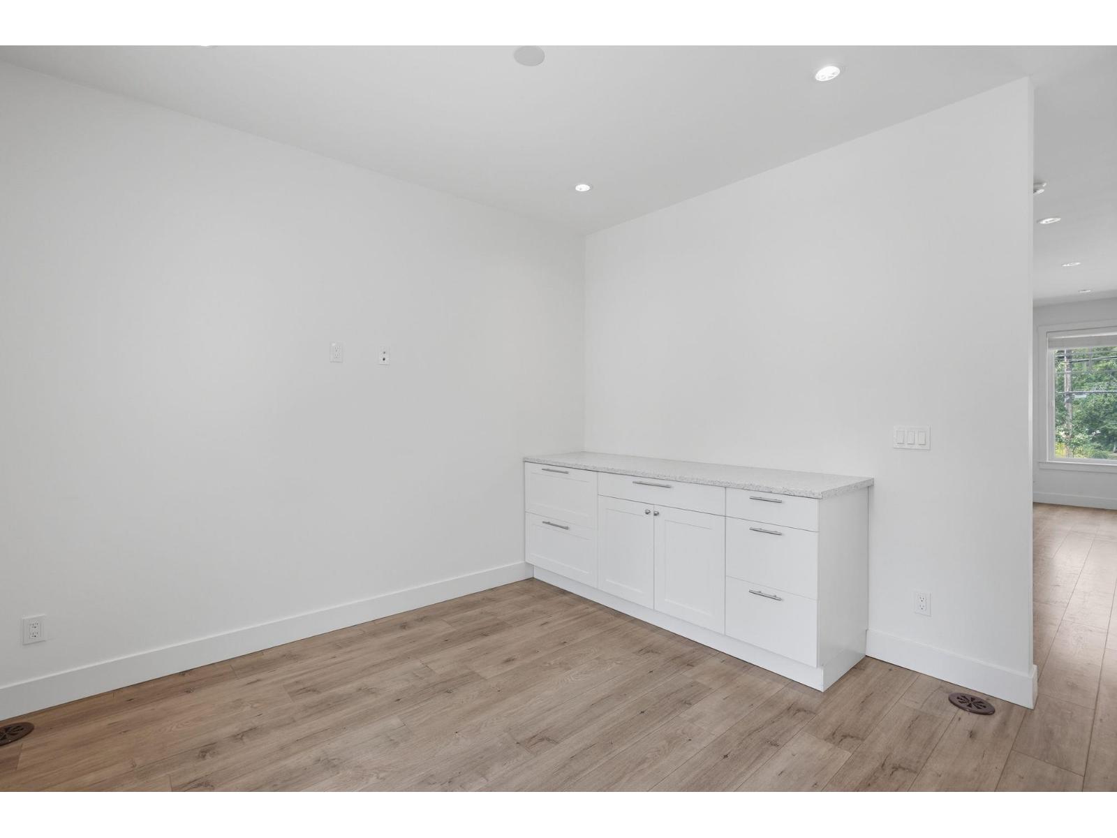 17 11188 72 AVENUE, Delta