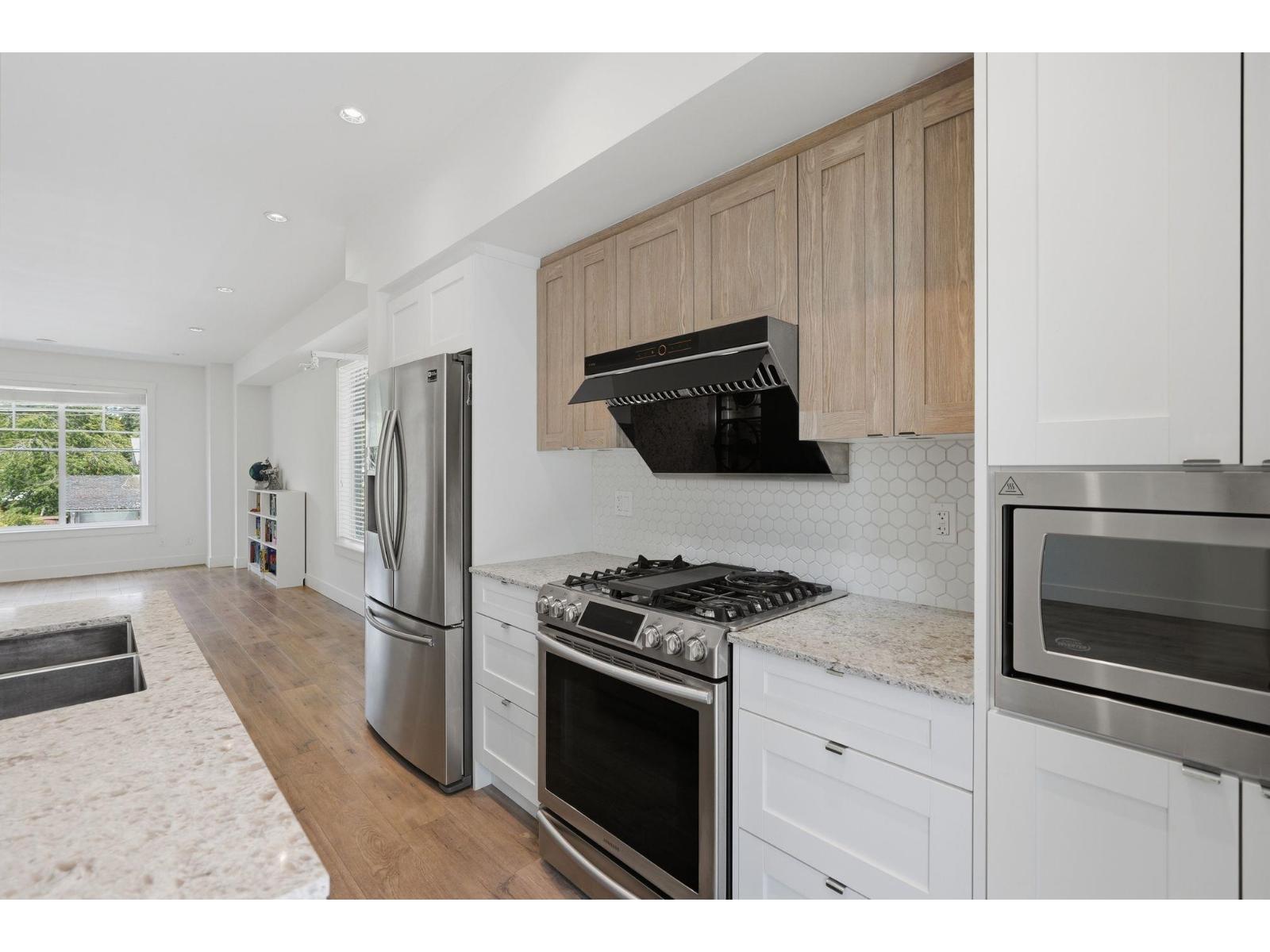 17 11188 72 AVENUE, Delta