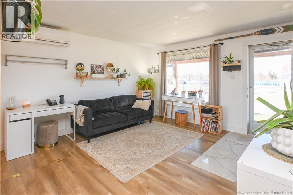 3180 Alcide Street - 12