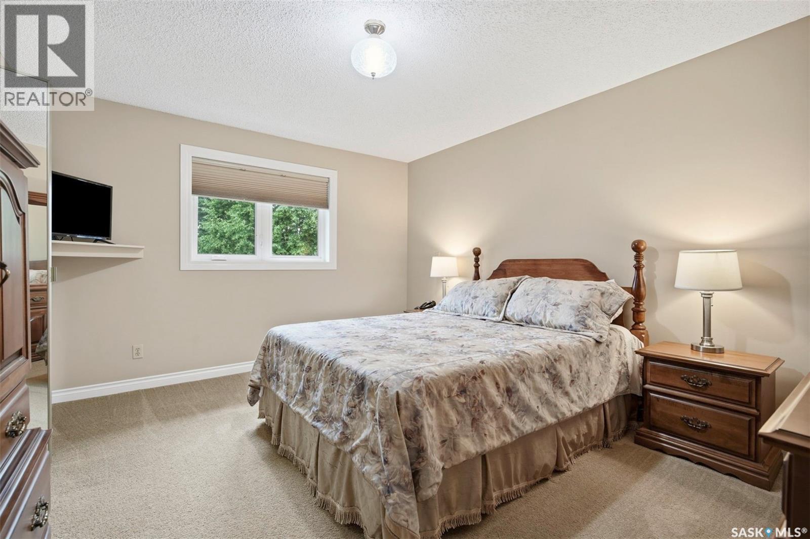 547 Whitewood CRESCENT — photo 16