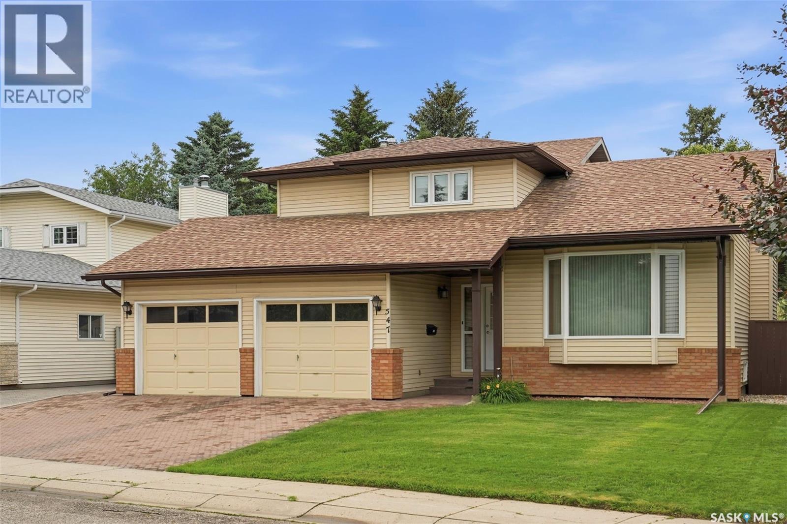 547 Whitewood CRESCENT - photo 3