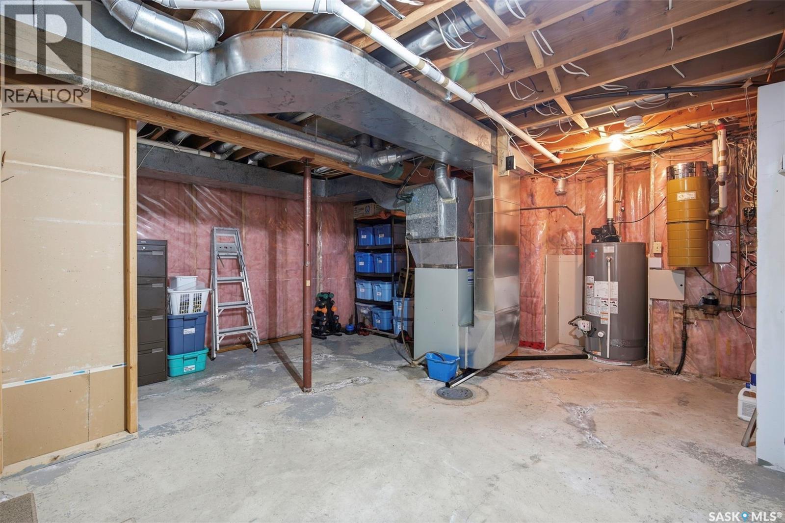 547 Whitewood CRESCENT — photo 31