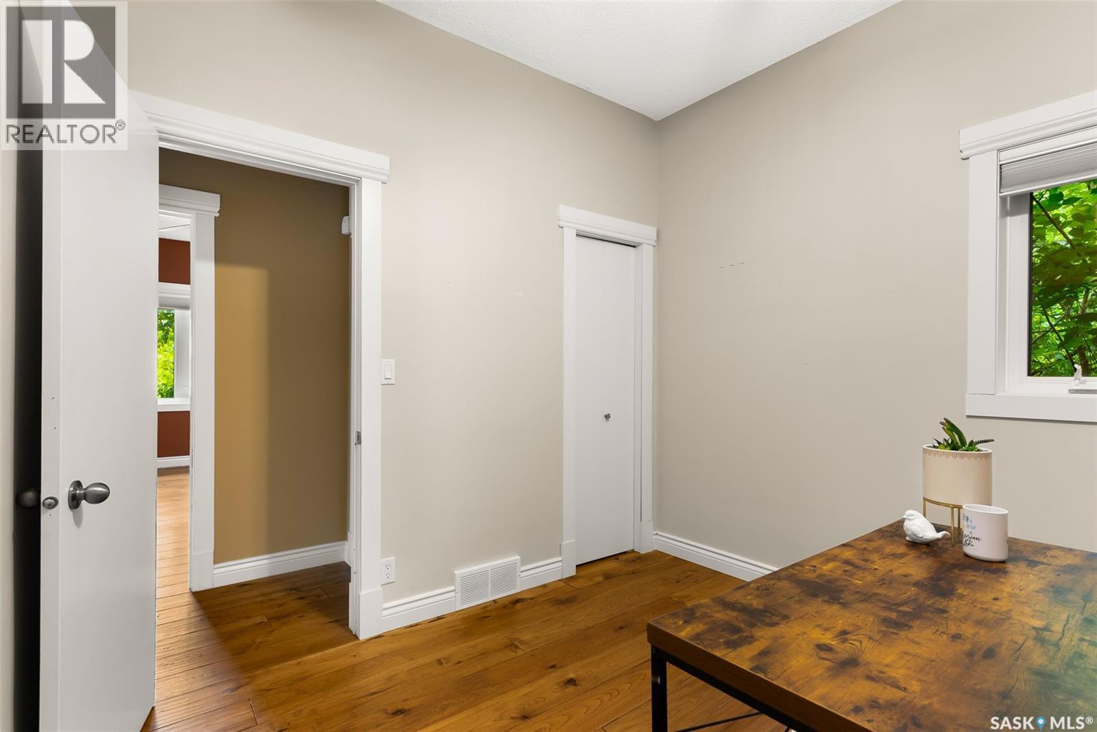 819 Sioux AVENUE S - 23