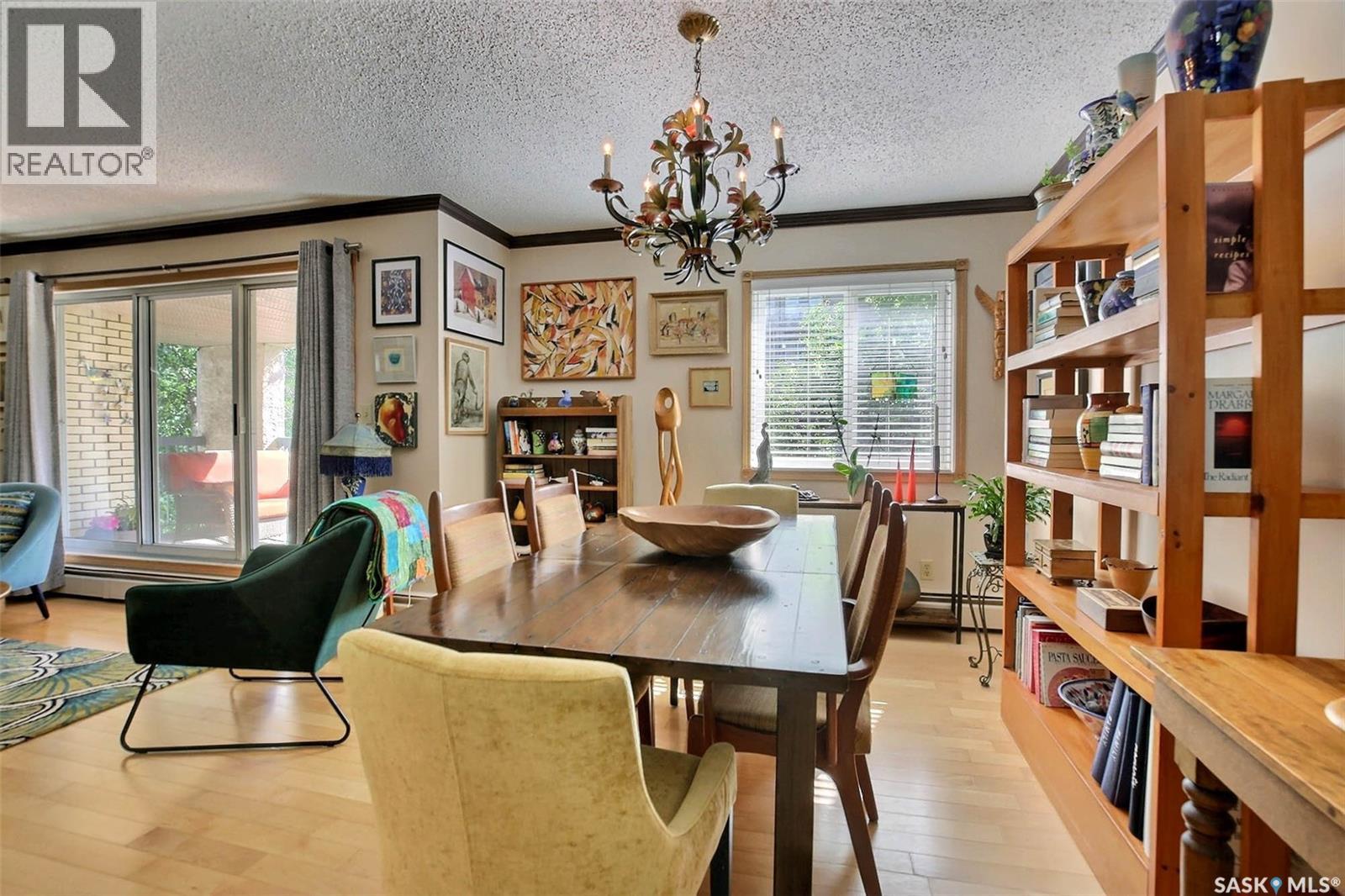 304 2160 Cornwall STREET — photo 10