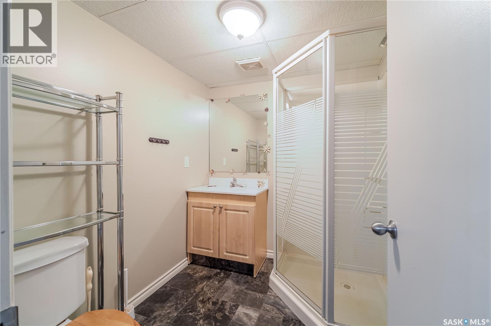 1014 Hopkins CRESCENT - 30