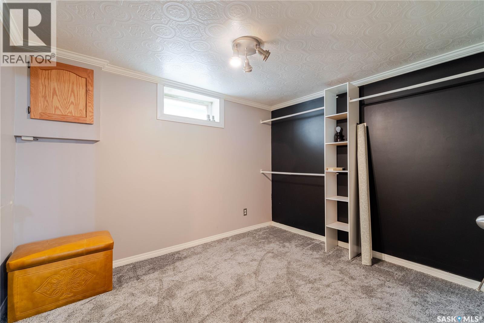 1014 Hopkins CRESCENT - 31