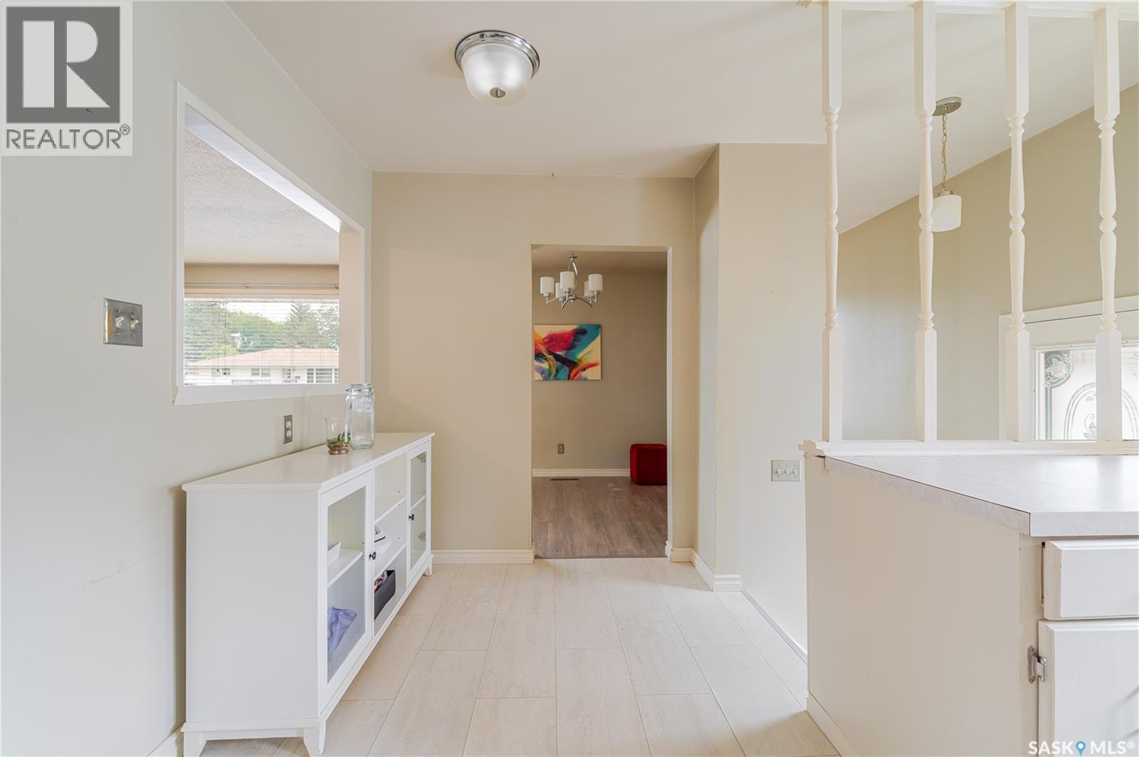 1014 Hopkins CRESCENT - 7