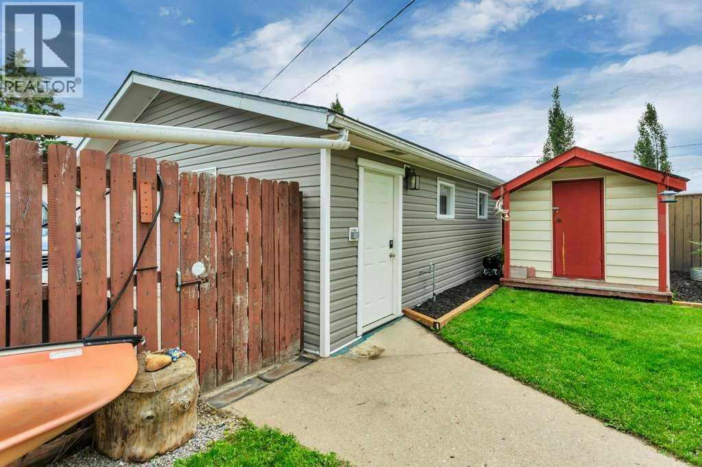 Listing photo – 4805 Womacks Road, Blackfalds