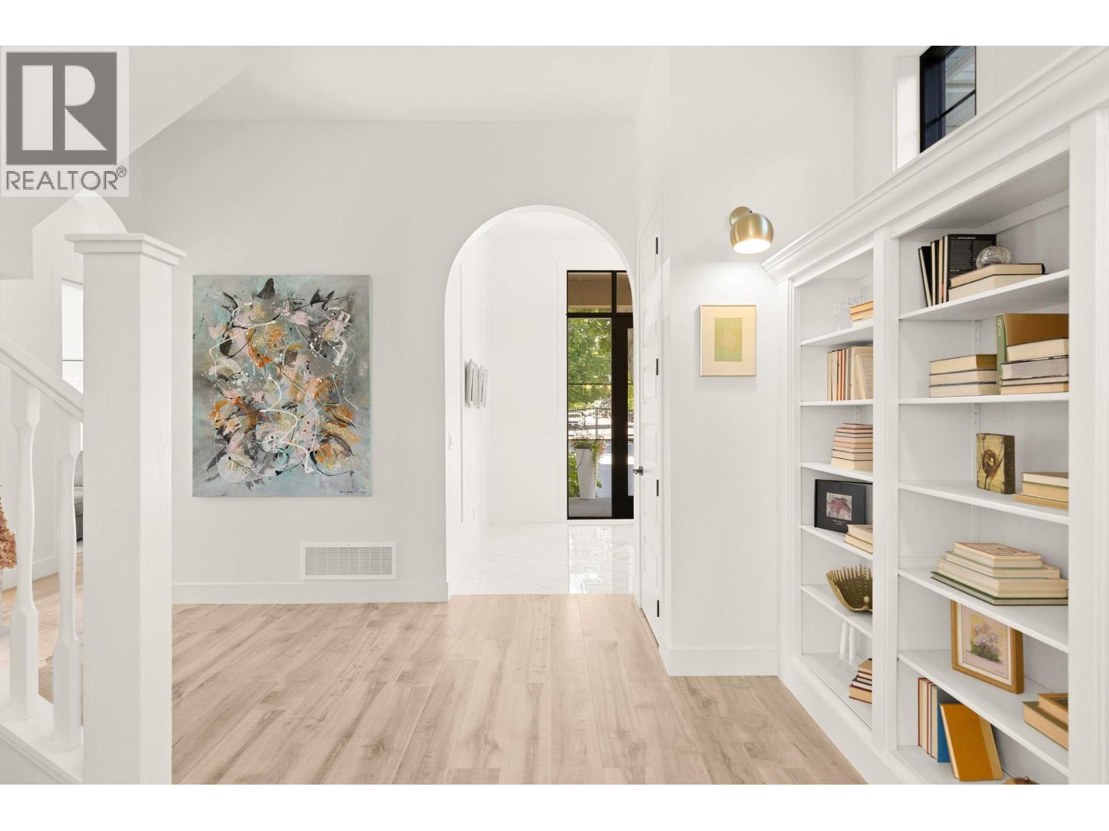 2053 Long Street - 17