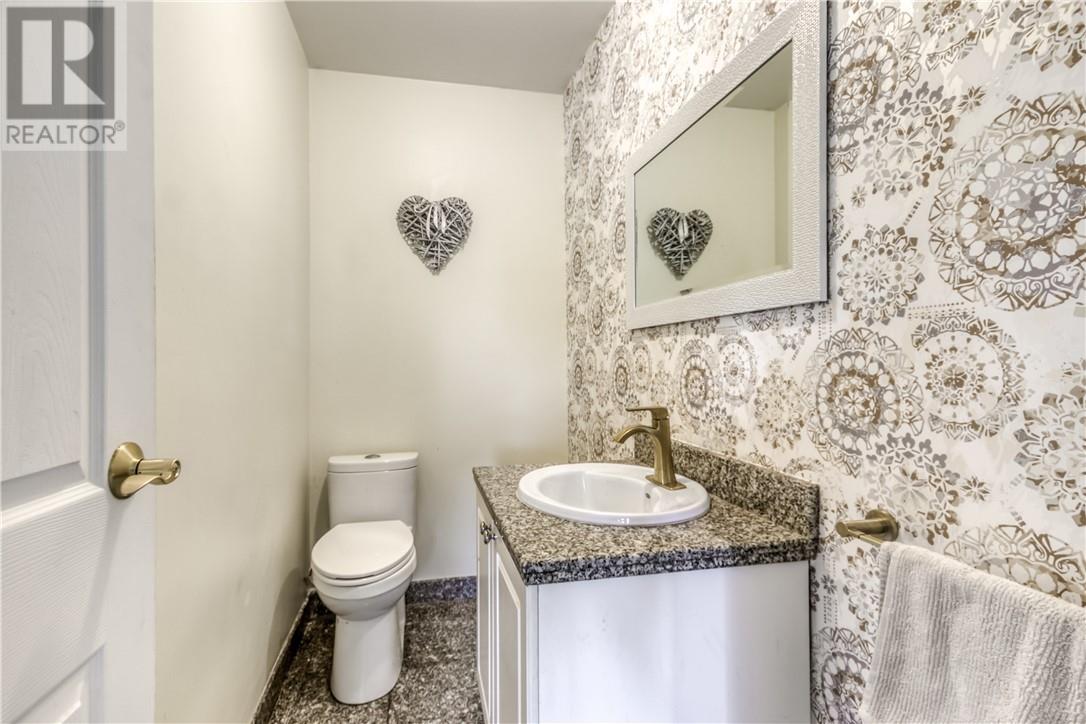 265 Montcalm Avenue - Image 11