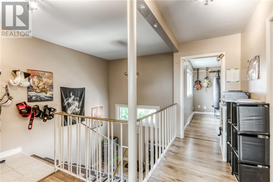 265 Montcalm Avenue - Image 27