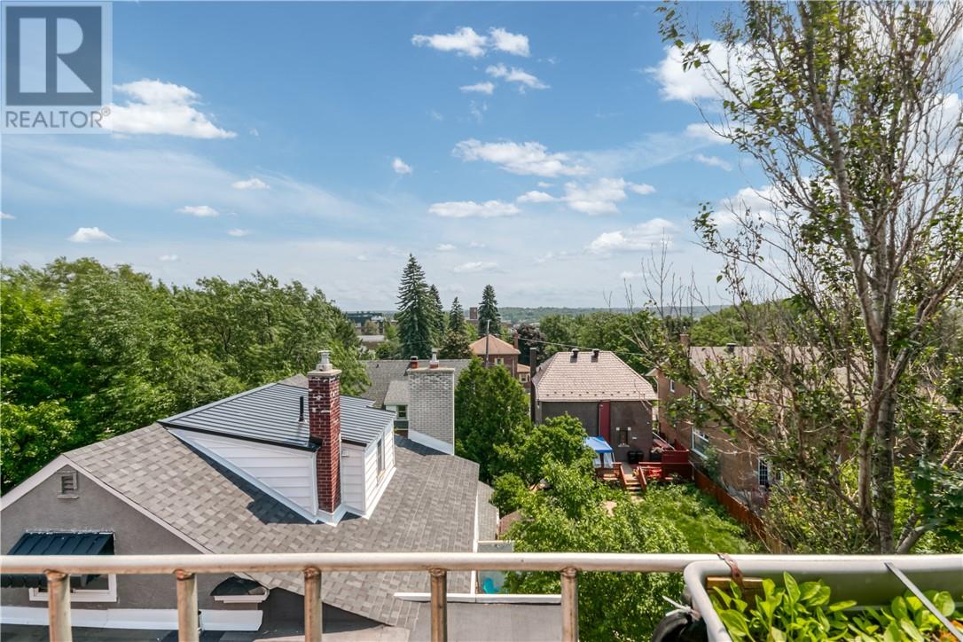 265 Montcalm Avenue - Image 32