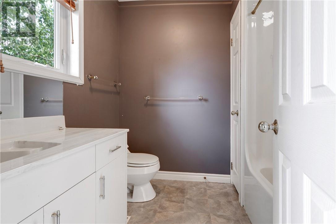 494 Helens Point - 14