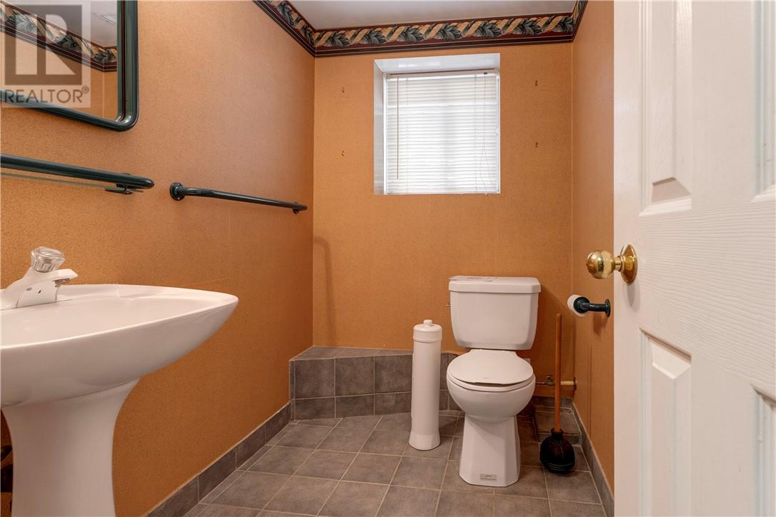 494 Helens Point - 18