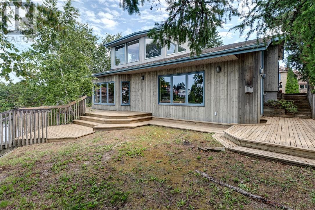 494 Helens Point - 32