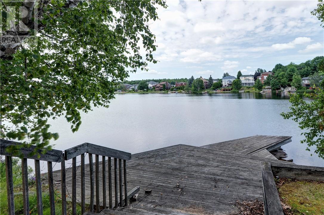 494 Helens Point - 33