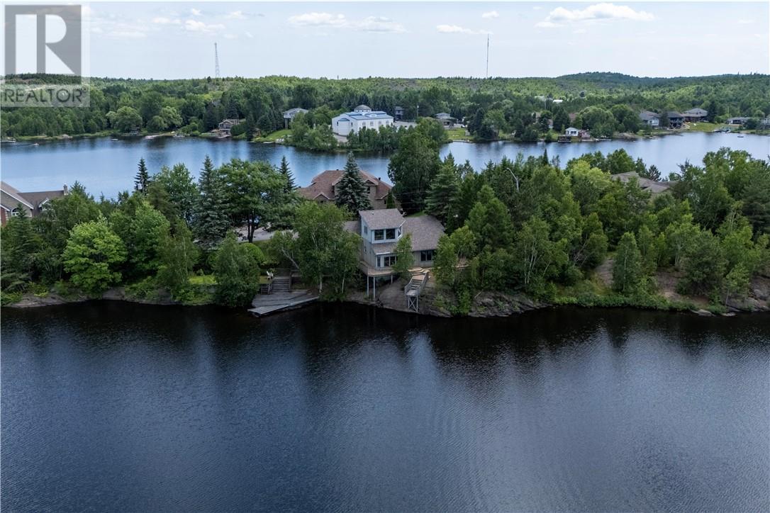 494 Helens Point - 40
