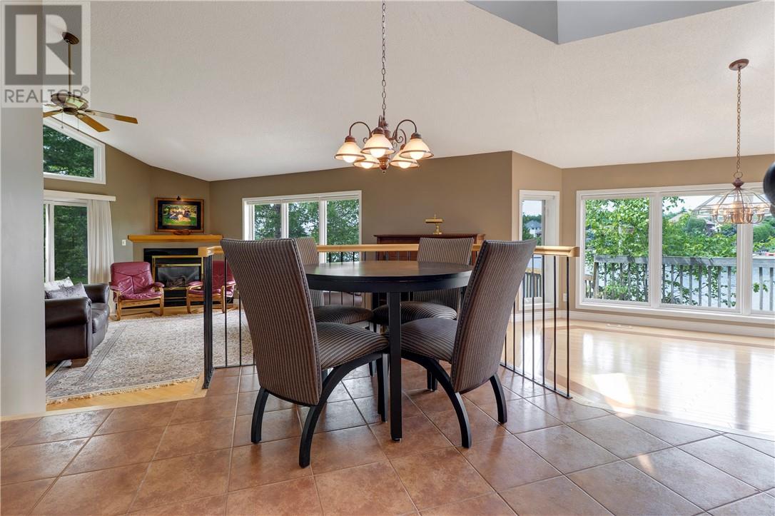 494 Helens Point - 8