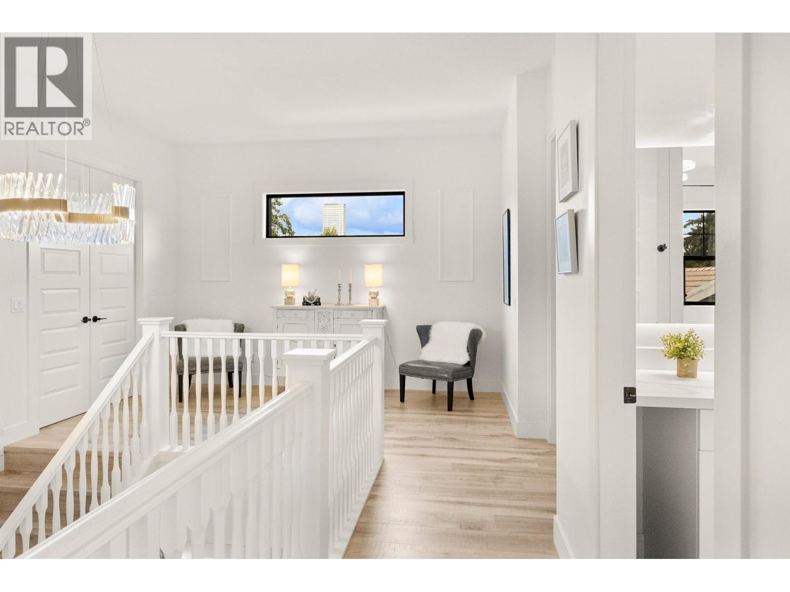 2053 Long Street - 48
