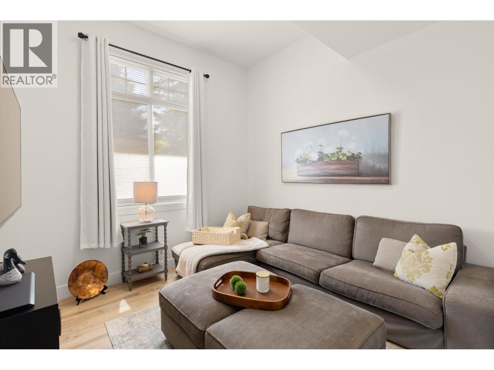 2053 Long Street - 44