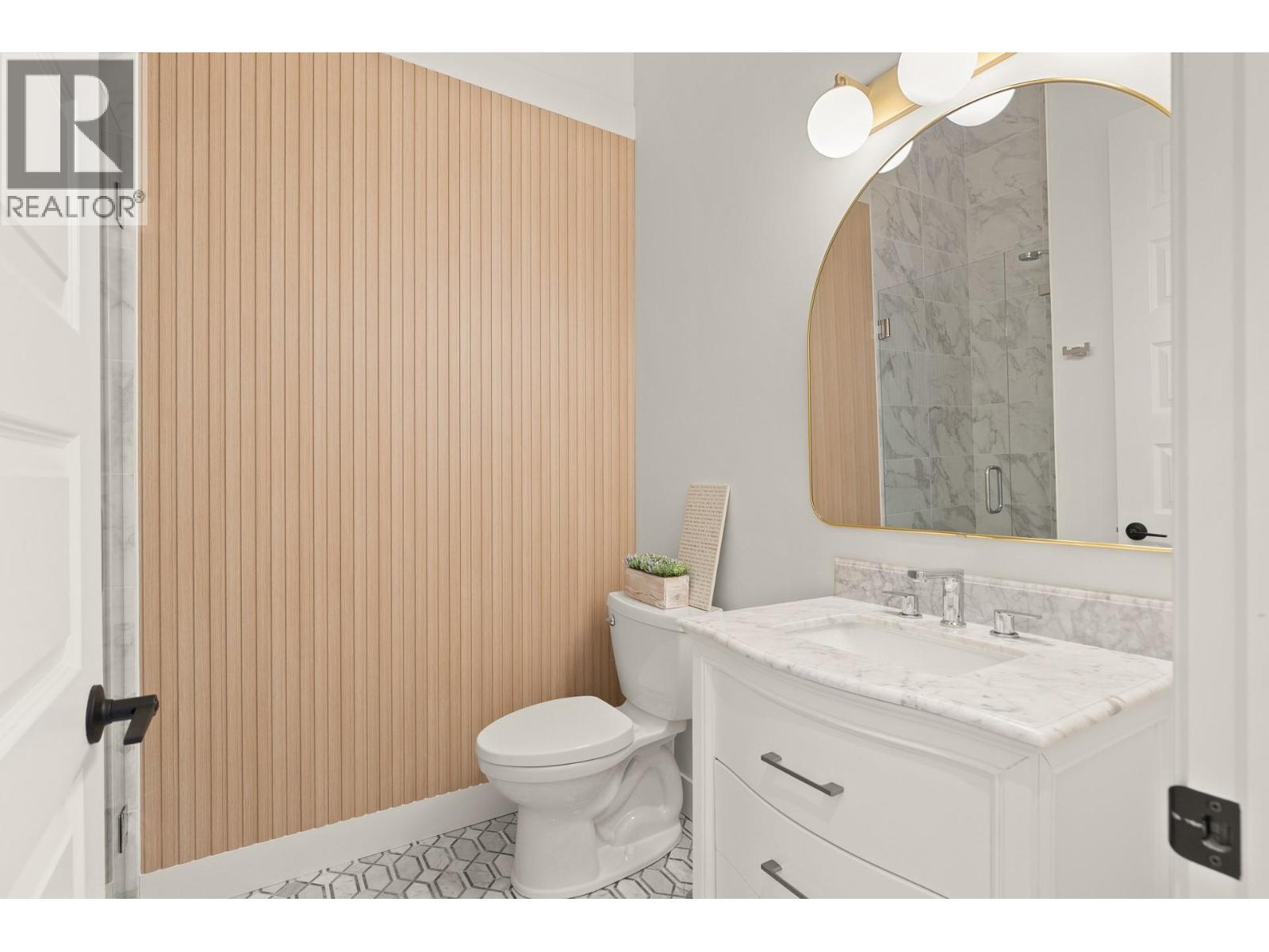 2053 Long Street - 45