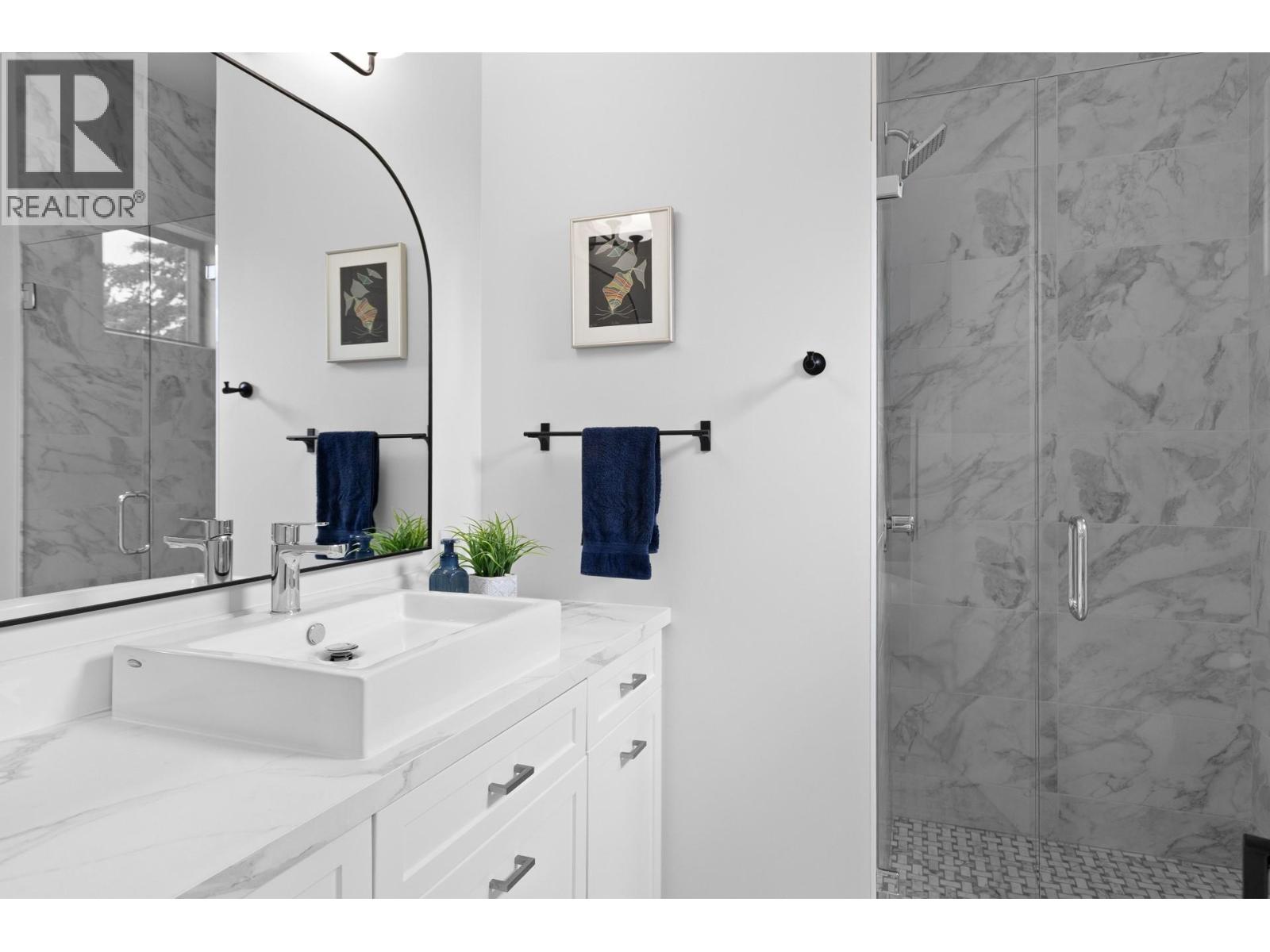 2053 Long Street - 63