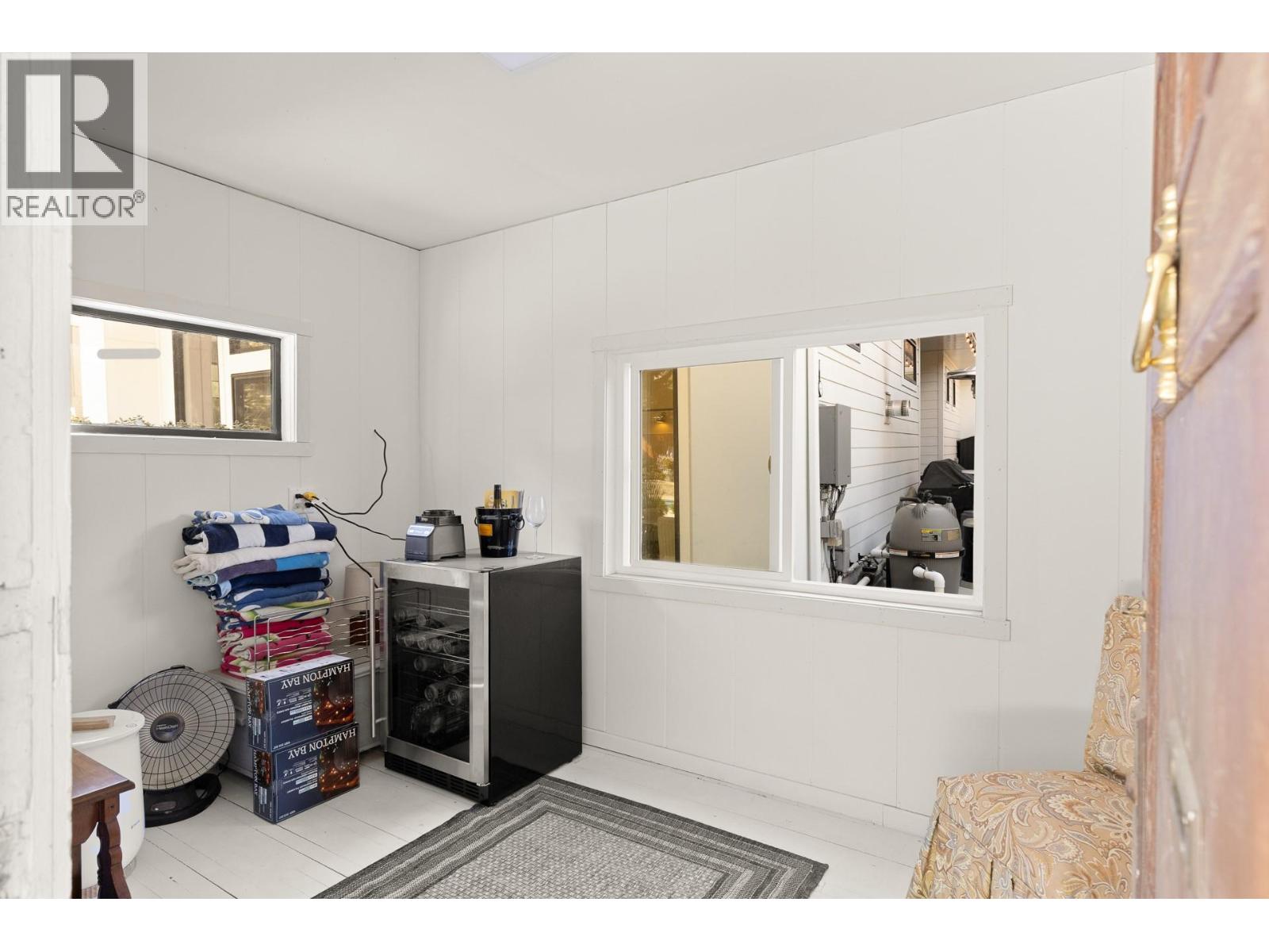 2053 Long Street - 67