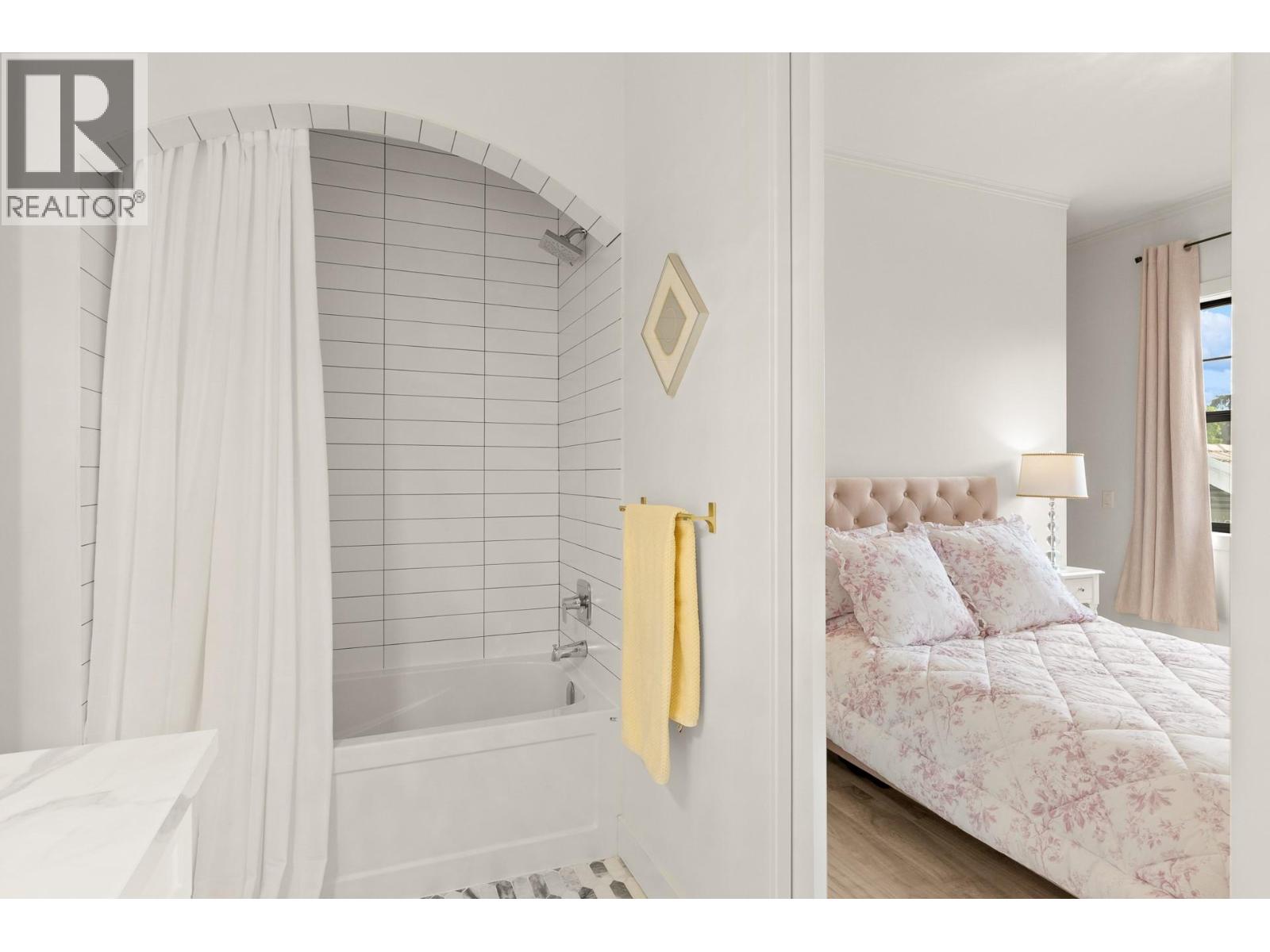 2053 Long Street - 59