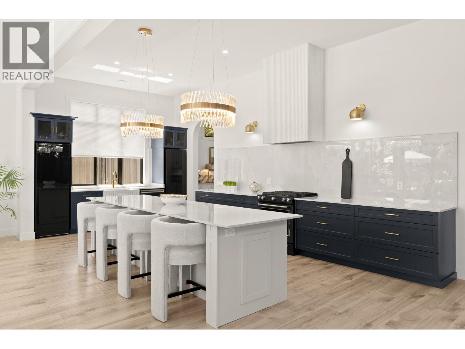 2053 Long Street - 23