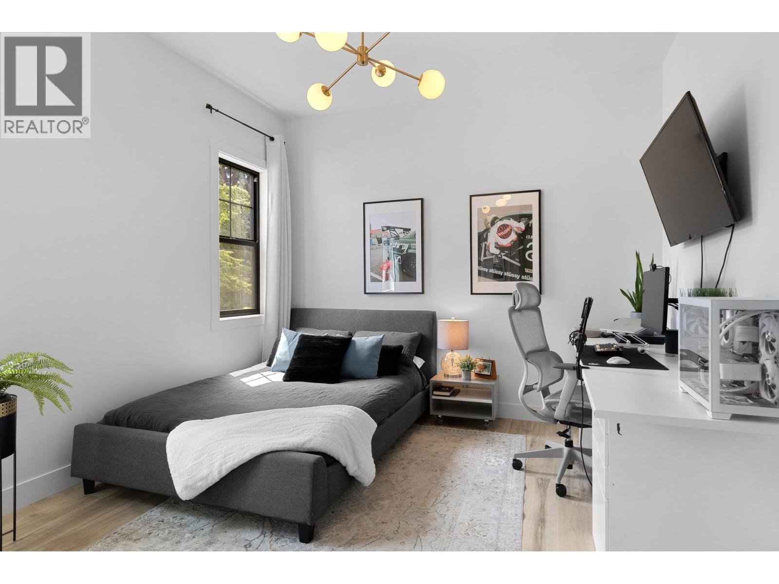 2053 Long Street - 61