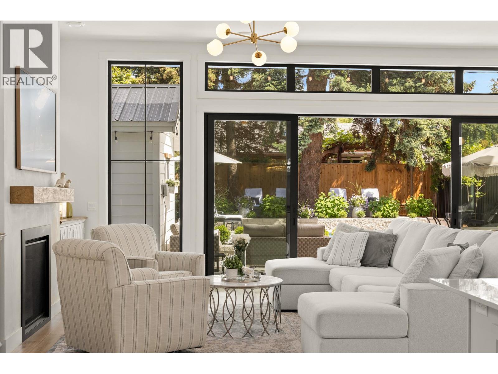 2053 Long Street - 35