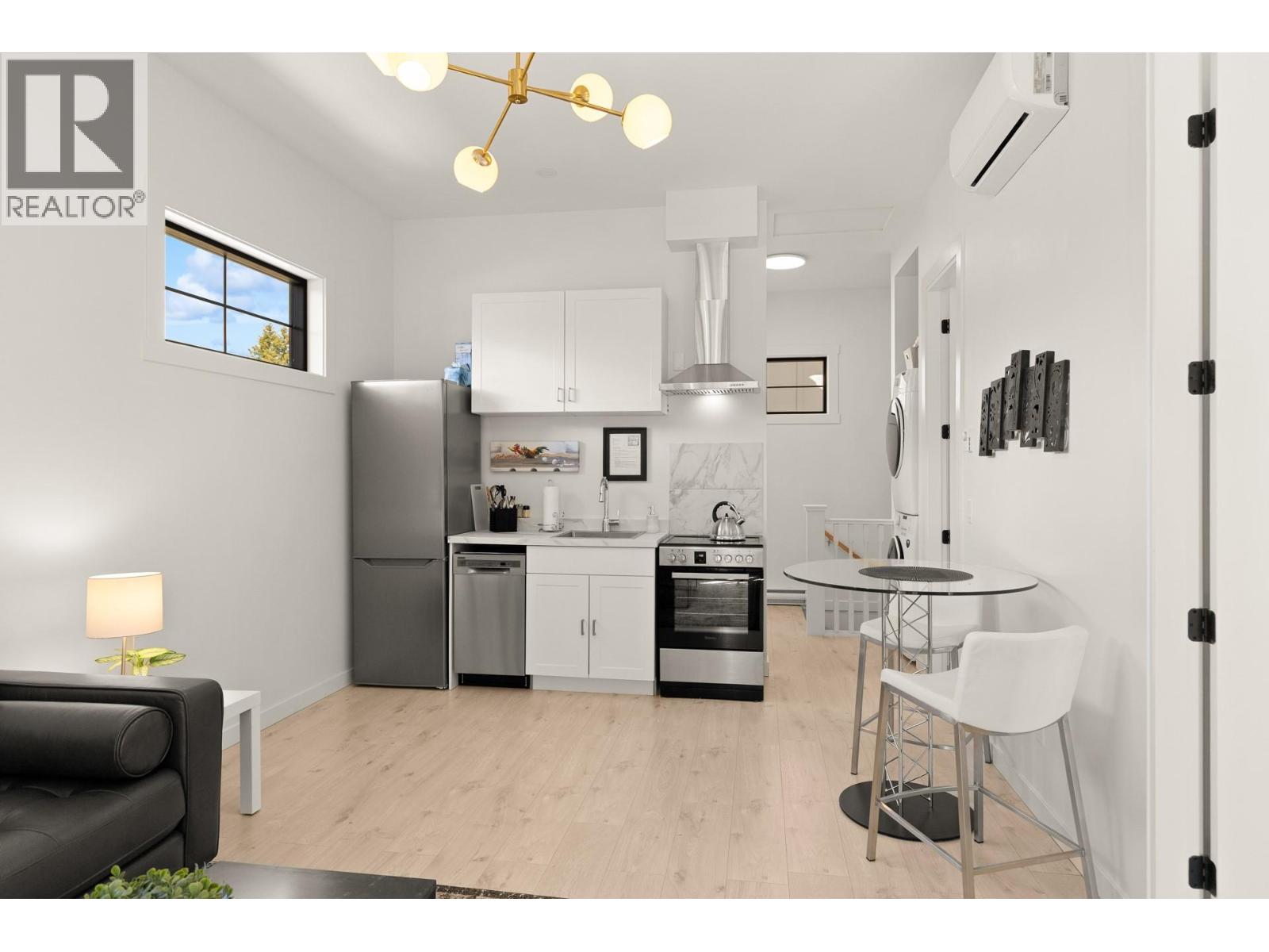 2053 Long Street - 82