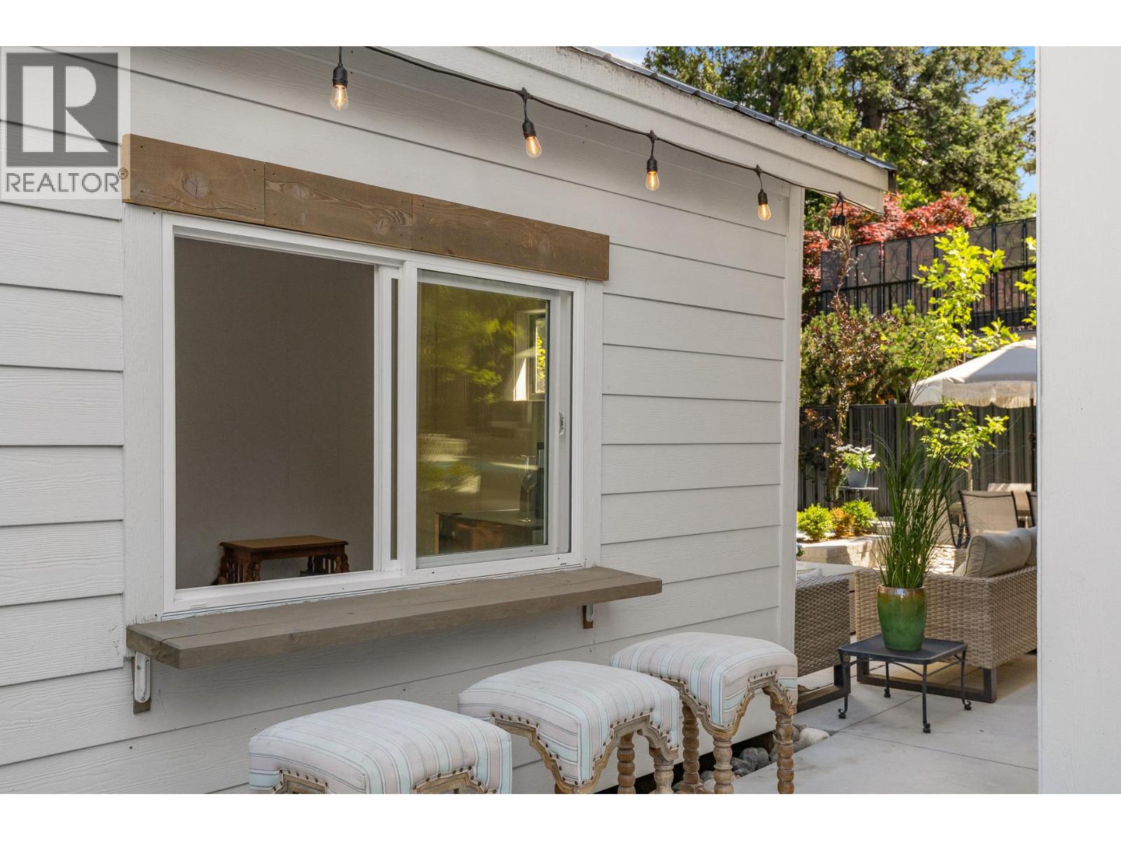 2053 Long Street - 68