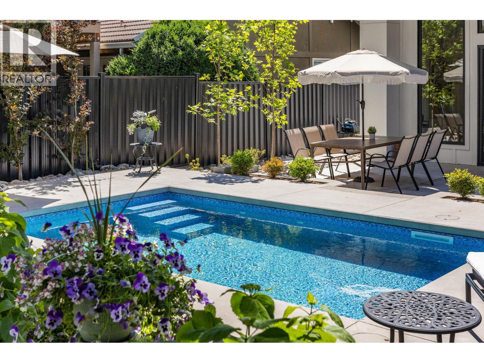 2053 Long Street - 72